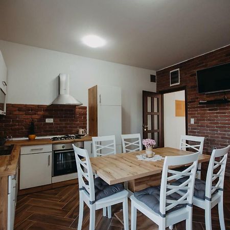 Apartman Vejama Josipdol Luaran gambar