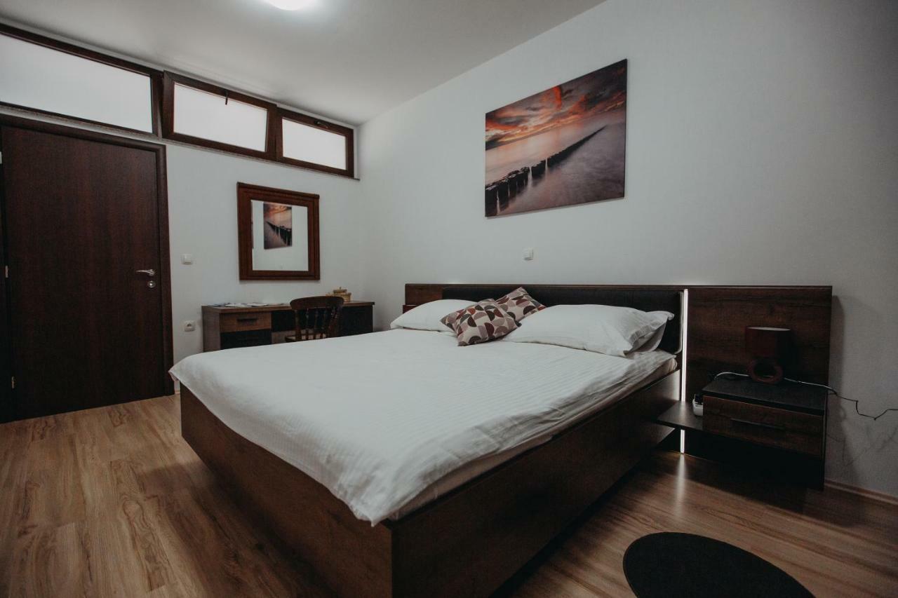 Apartman Vejama Josipdol Luaran gambar