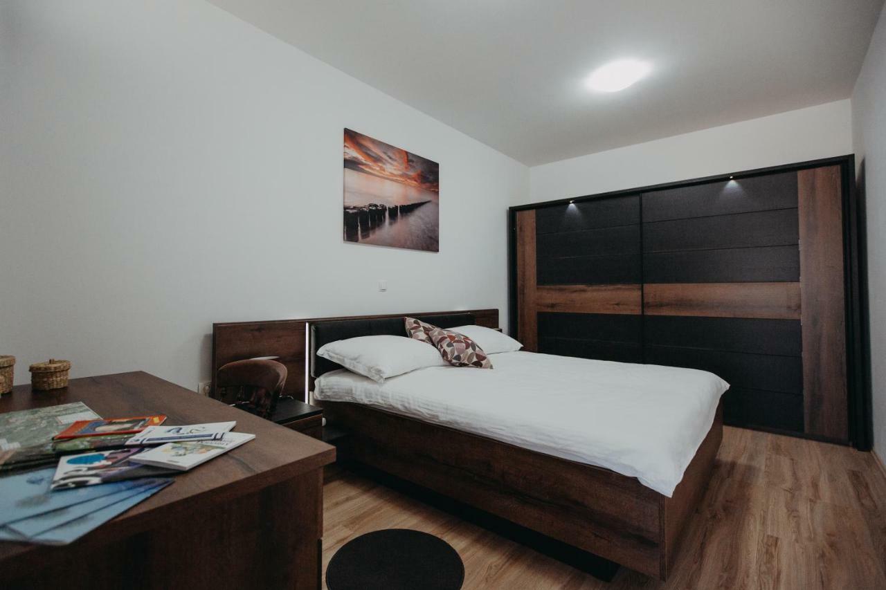 Apartman Vejama Josipdol Luaran gambar