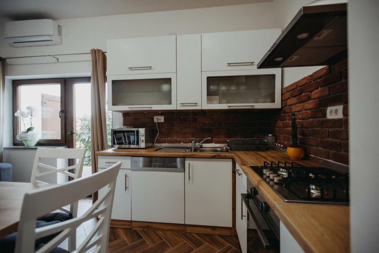 Apartman Vejama Josipdol Luaran gambar