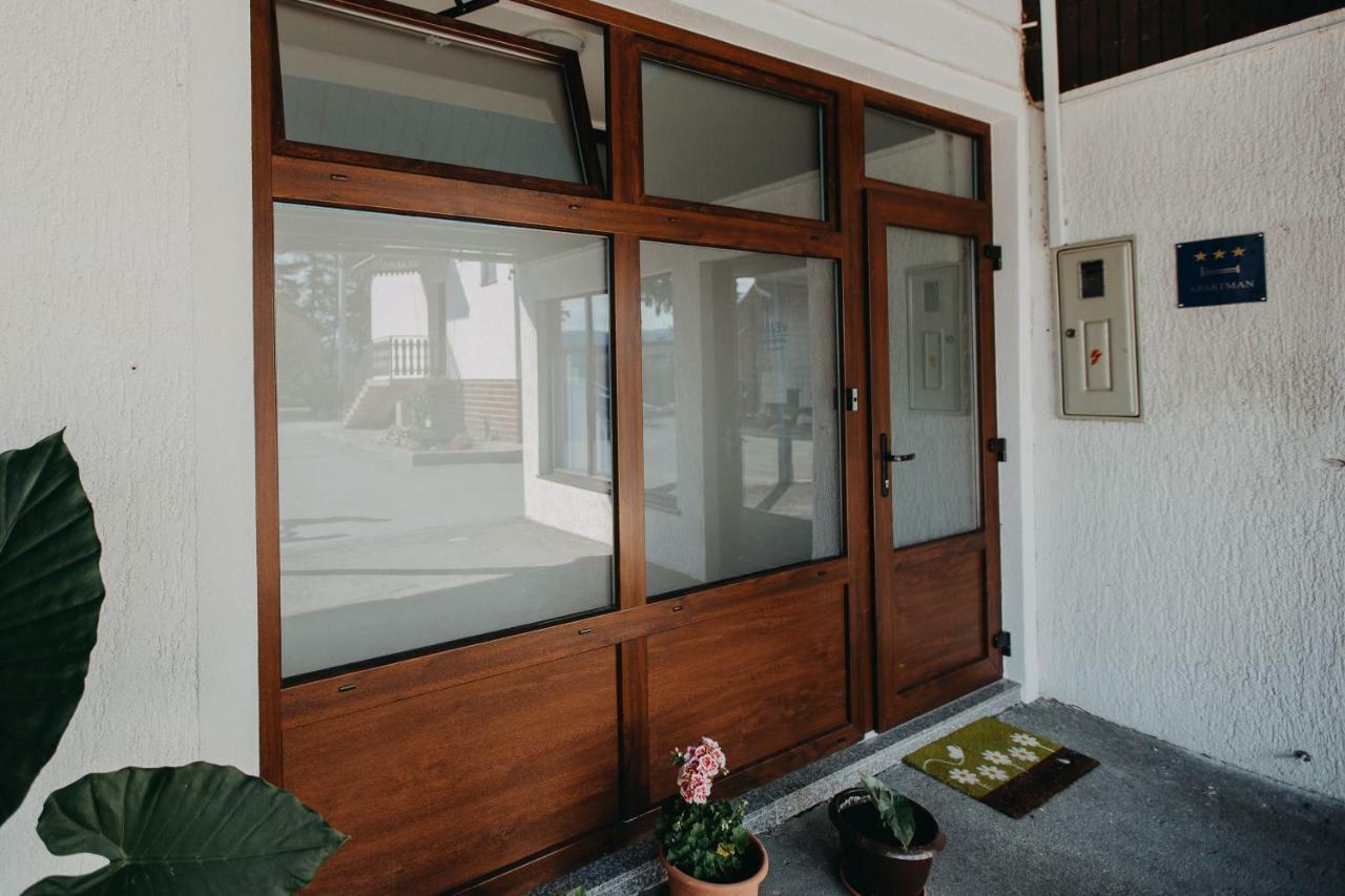 Apartman Vejama Josipdol Luaran gambar