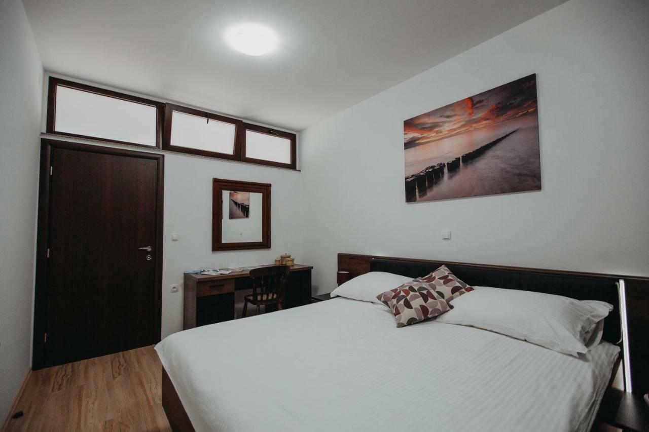 Apartman Vejama Josipdol Luaran gambar